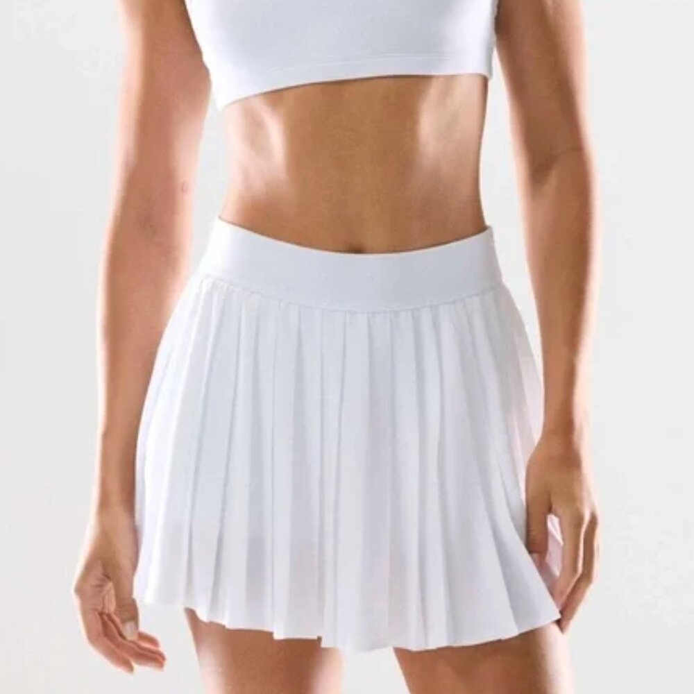 Aritzia Golden White Pleated Lined Athletic Tennis Skirt Skort Women's size S